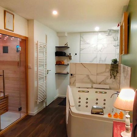 Votre Escale Jungle Sauna & Spa Niort Eksteriør bilde