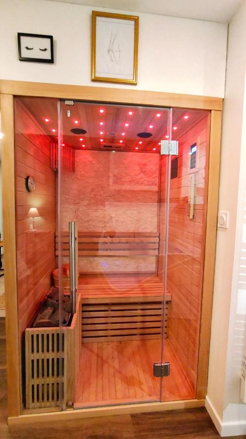 Votre Escale Jungle Sauna & Spa Niort Eksteriør bilde